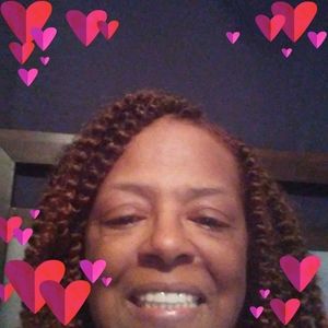 Meet your Posher, Iris